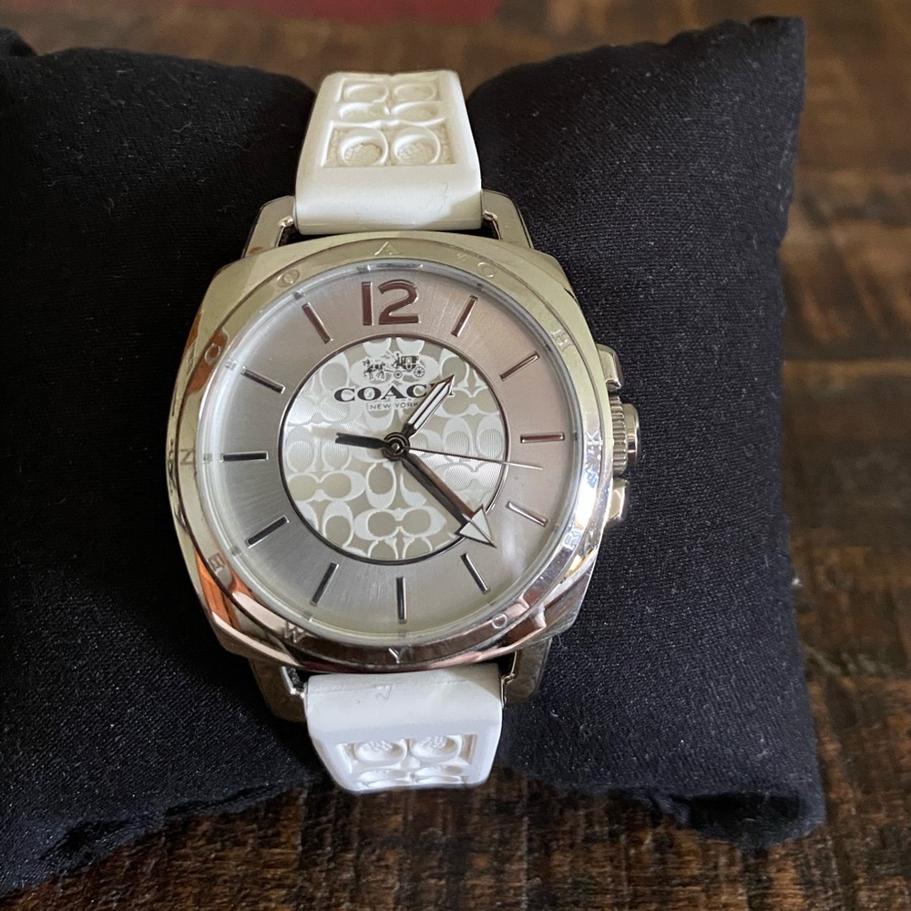 Coach watch - Picture 3 of 3